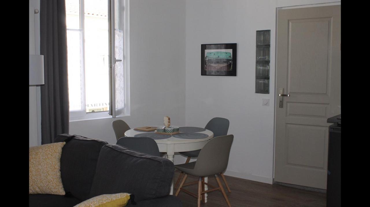 Residence Pasteur - Flyer Рошвор Екстериор снимка